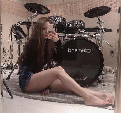 A Yeon model sexy photos