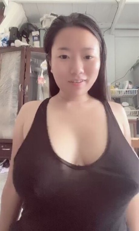 Saranrom pretty pornstar gallery