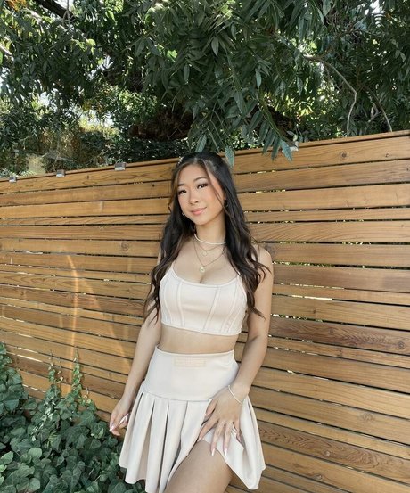 Gloriawuuu art actress img