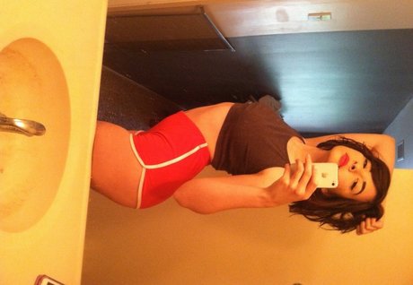 Marsupialmami xxx pornstar photos