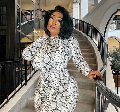 brittney tonee top model image