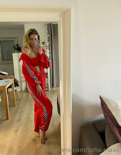 lightskin onlyfans pornographic pics