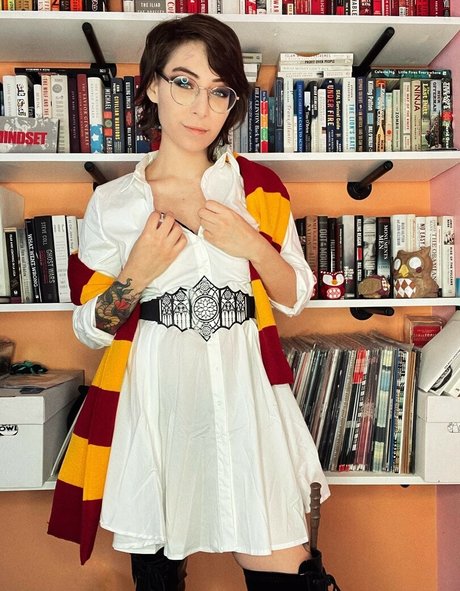 Skyhook Nova free star img