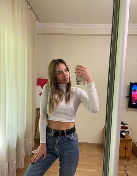 Kris Blow exclusive model images