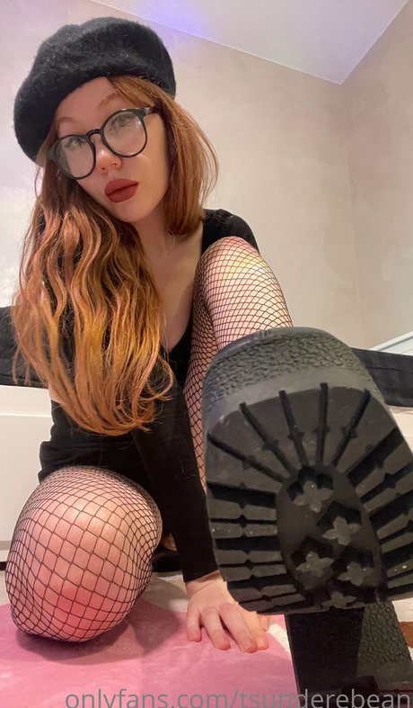 Tsunderebean Profile