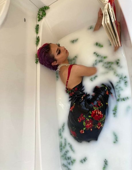 Nymphfairy2002 nude actress photos