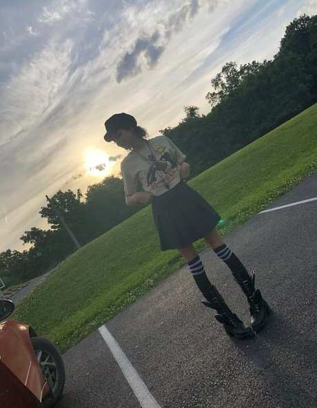 Nymphfairy2002 adult model picture