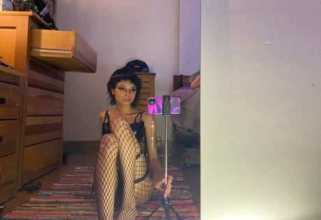 Nymphfairy2002 model sexy galleries