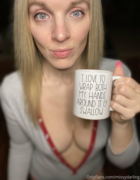 blonde handjob onlyfans xxx archive