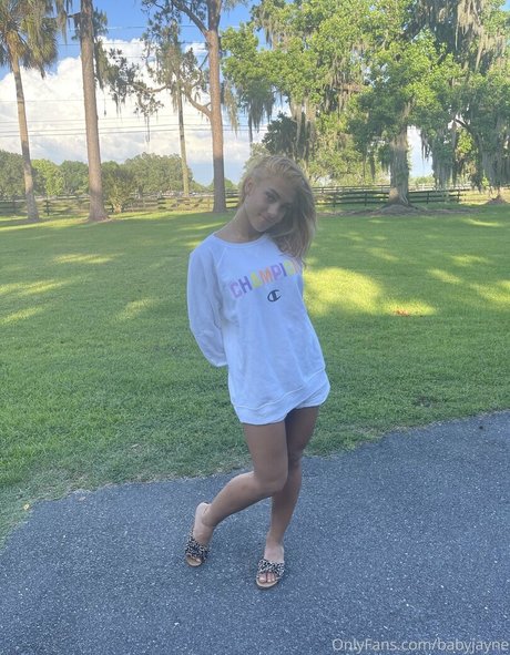 Babyjayne pornstar top photo