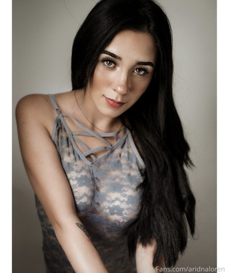 shemale masturbation onlyfans art nude galleries