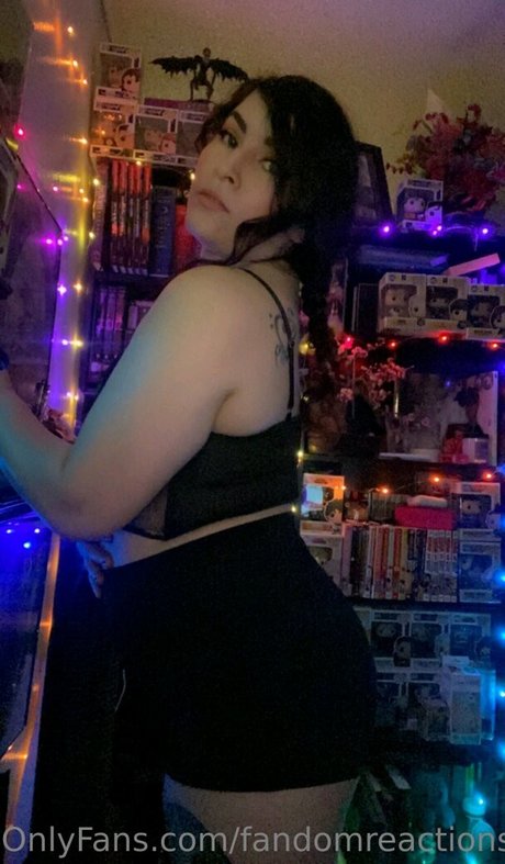 young onlyfans beautiful naked images