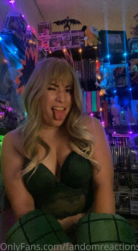 FandomReactions hd star archive