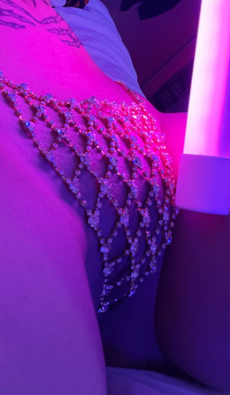 milf glasses onlyfans free nude picture