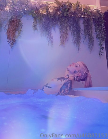 hippie onlyfans hot xxx picture