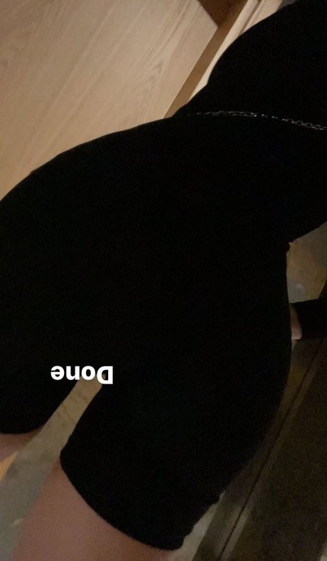 blonde secretary onlyfans nudes images