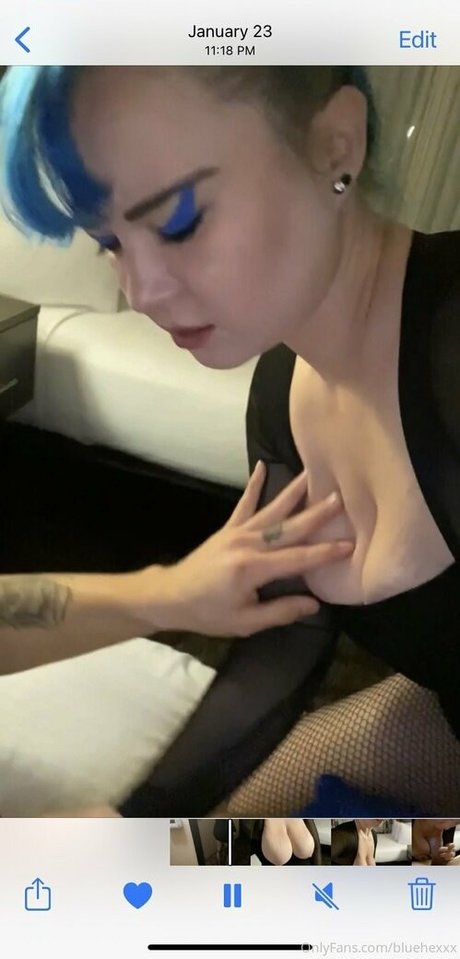 TheBlueHexxx model naked pics