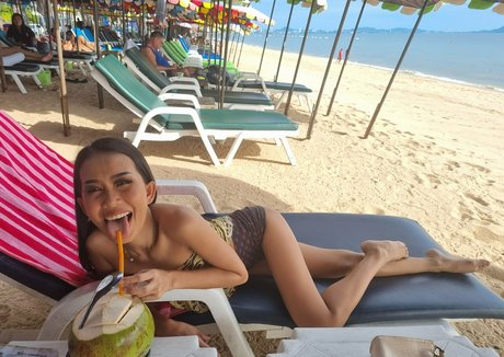 female popular onlyfans art naked img