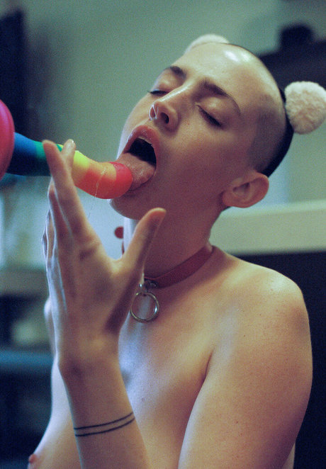 Kat Malone pretty pornstar images