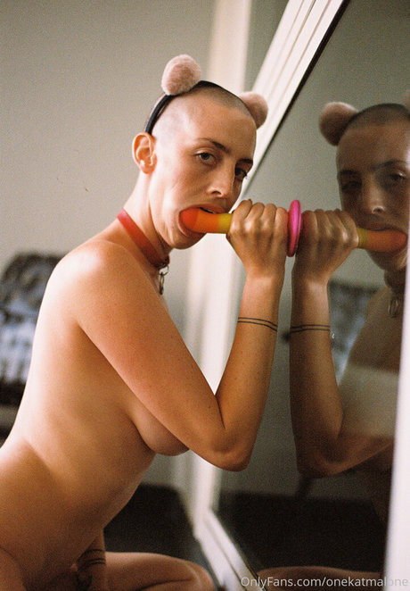 Kat Malone exclusive model galleries