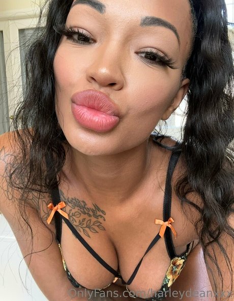 Harley Dean sexy actress photos