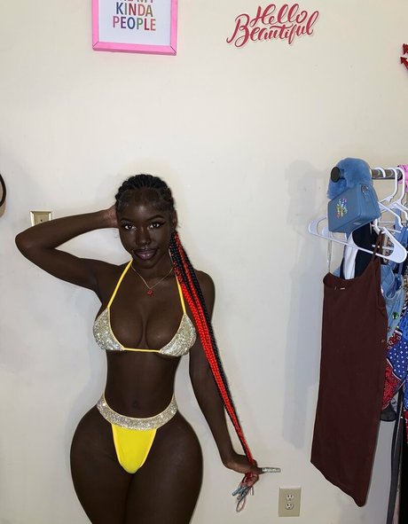 Lazelle Doll best actress pics