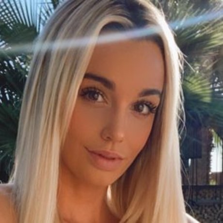 Caitlin Arnett hot pornstar image