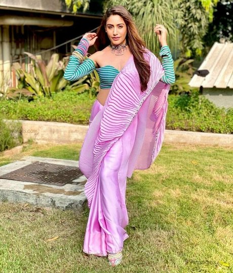 chubby goth onlyfans top pictures