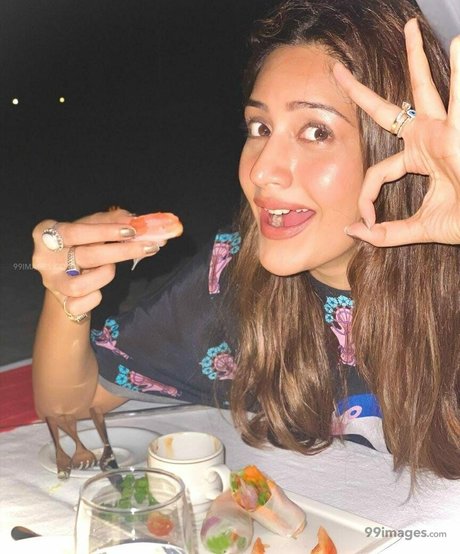 Surbhi Chandna pornstar nude image