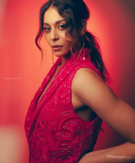 Aahana Kumra xxx model images