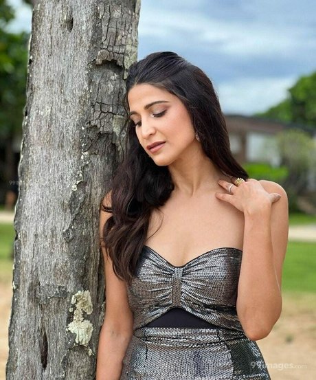 Aahana Kumra model nice image