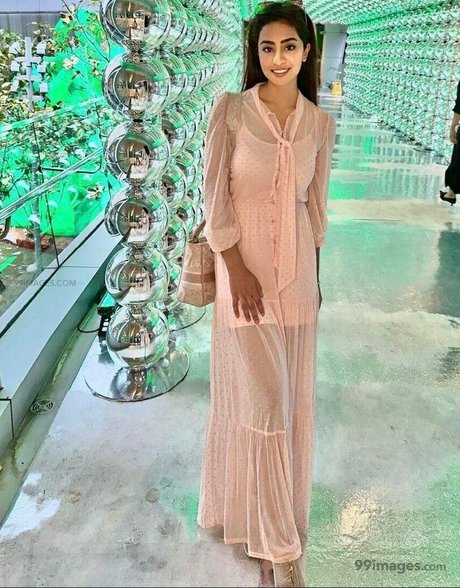 Musskan Sethi model pretty pictures