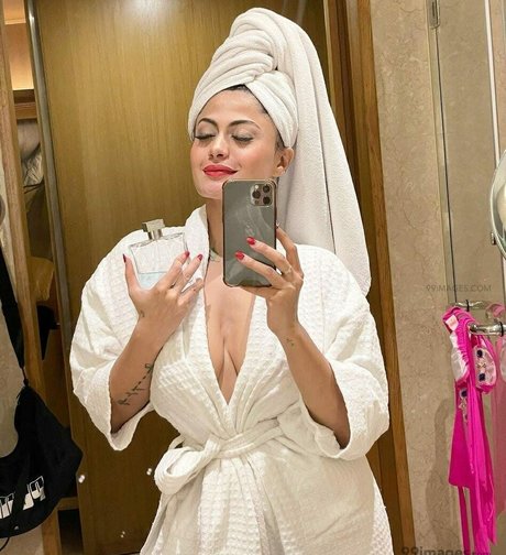 milf wife onlyfans porno image