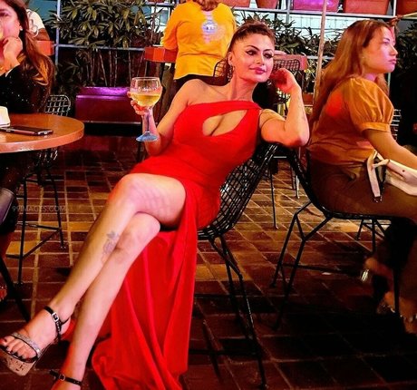 milf pussy onlyfans xxx image