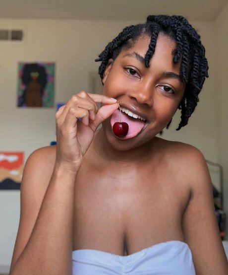 sapiosuccubust high quality pornstar galleries