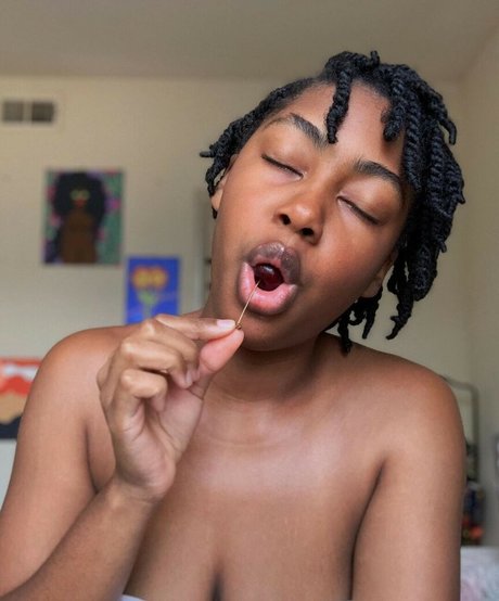 sapiosuccubust model art archive