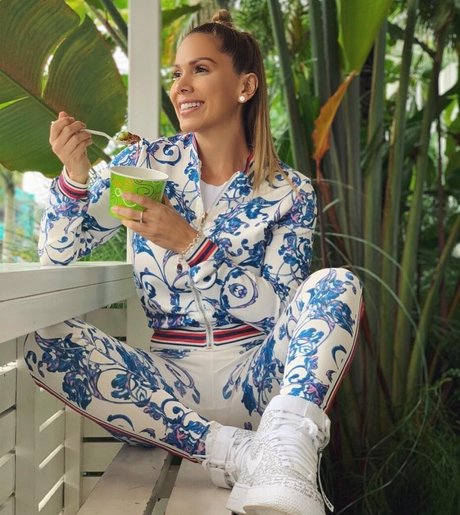 Ana Lucia Vega pornstar exclusive gallery