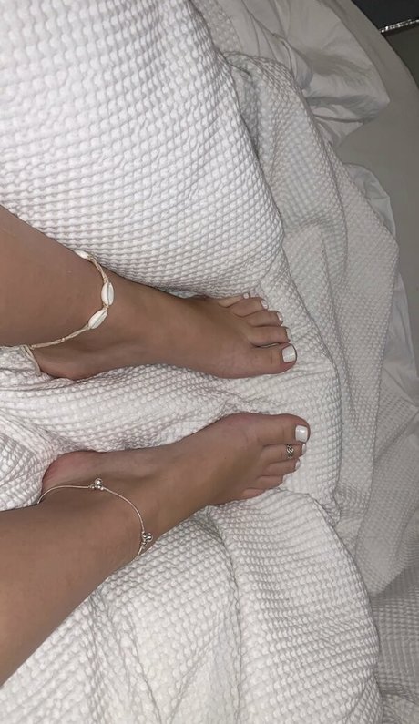 Tenisee Manning model exclusive pictures