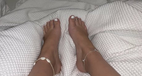 tanned onlyfans perfect picture