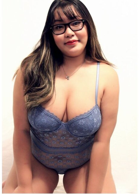 Aznproblems star naked image