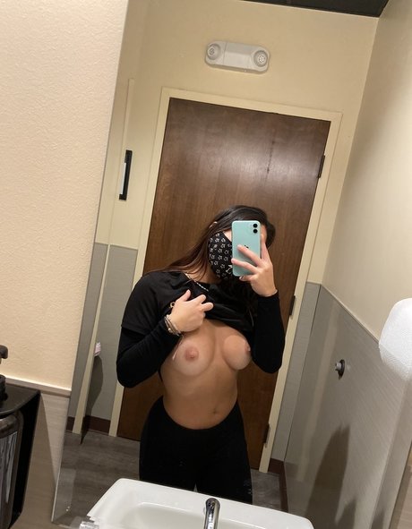 meeshmo naked star images