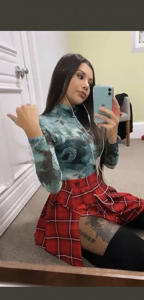 Smileyrileyxx model perfect images