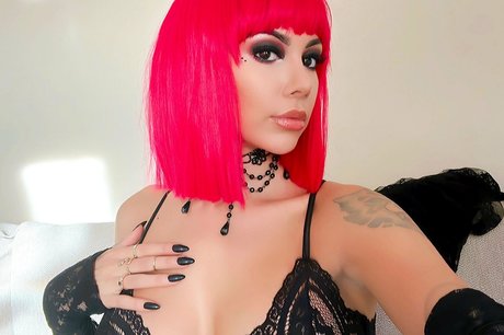 Smileyrileyxx model adult img