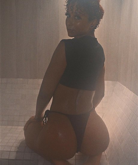 morganfreeweights nude actress pics