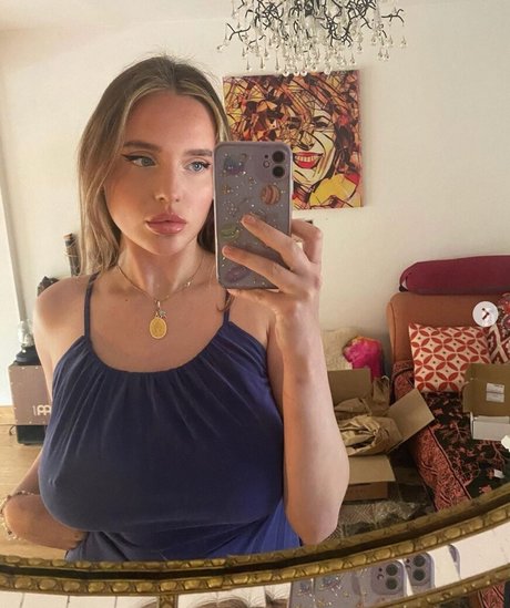 moonbeamlouth pornstar art picture