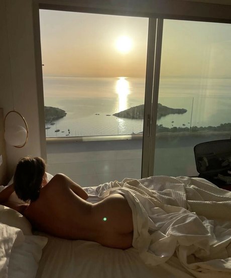 ebony sloppy onlyfans adult picture