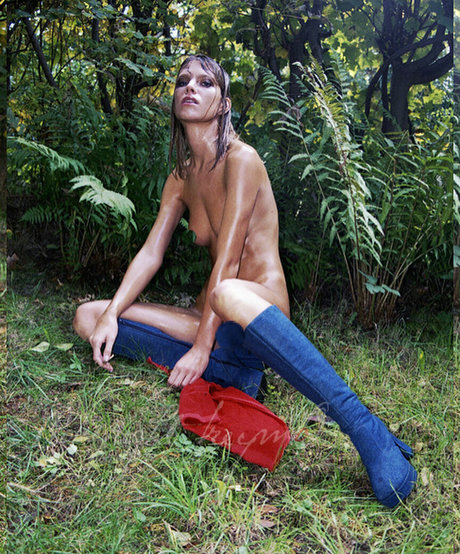 Angela Olszewska star exclusive archive