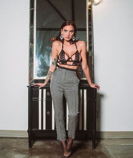 callanjensen beautiful pornstar image