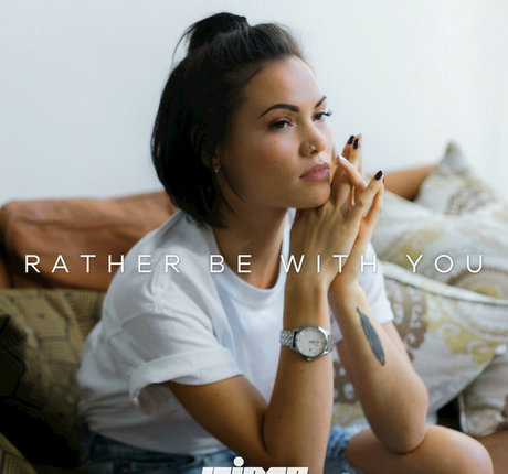 Sinead Harnett star hot photo