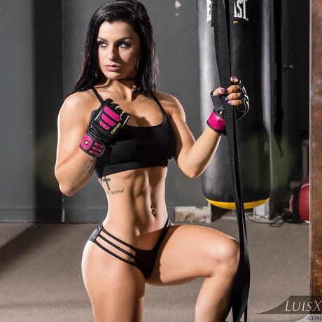 Taylor Vertucci xxx actress picture